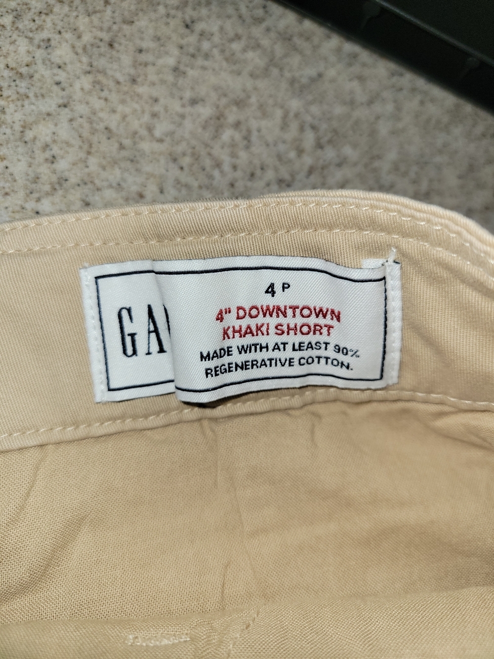 GAP Women's Downtown Khaki Casual Cotton Shorts Size 4 Petite - Picture 2 of 9